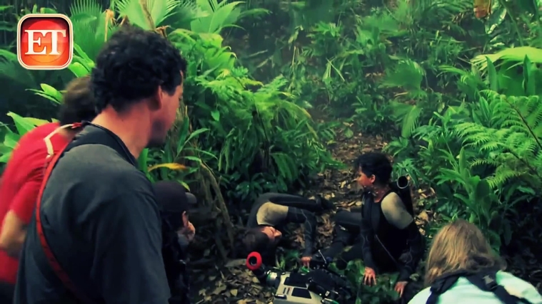 The_Hunger_Games__Catching_Fire_28Behind_the_Scenes29_2835429.jpg