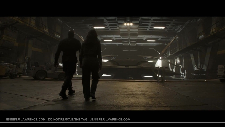 The_Hunger_Games__Mockingjay_Part_1_-_22Return_to_District_1222_015.jpg