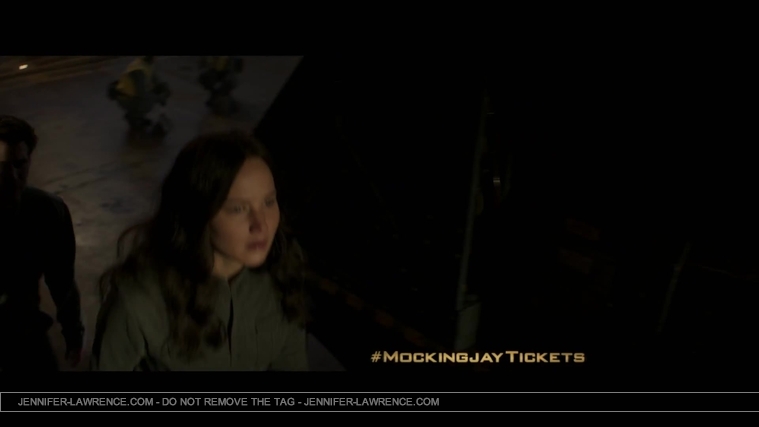 The_Hunger_Games__Mockingjay_Part_1_-_22Return_to_District_1222_027.jpg