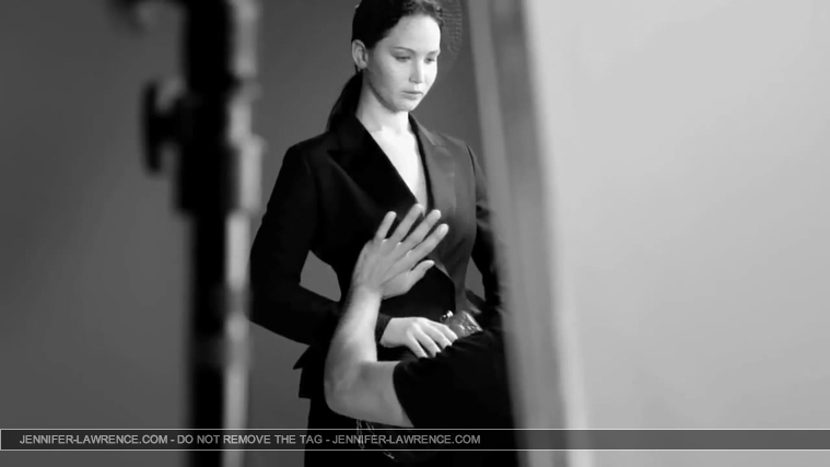 The_Making_of_the_Miss_Dior_Bag_ad_campaign_ft__Jennifer_Lawrence_2810229.jpg