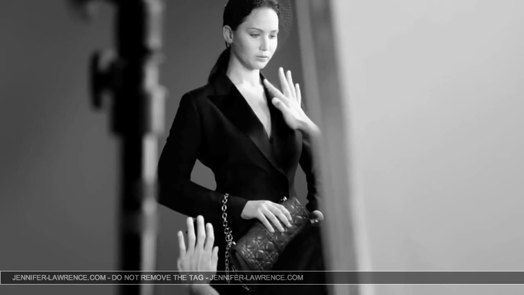 The_Making_of_the_Miss_Dior_Bag_ad_campaign_ft__Jennifer_Lawrence_2810429.jpg