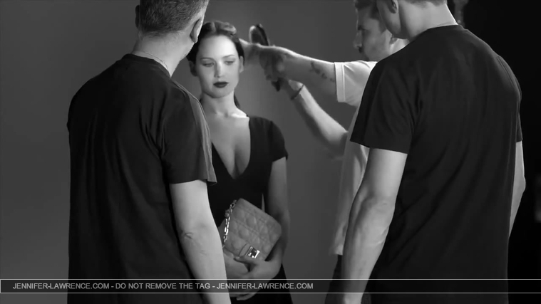 The_Making_of_the_Miss_Dior_Bag_ad_campaign_ft__Jennifer_Lawrence_2811729.jpg