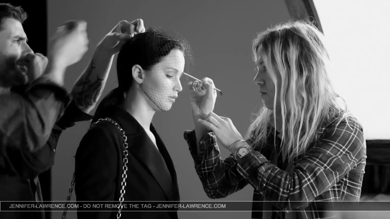 The_Making_of_the_Miss_Dior_Bag_ad_campaign_ft__Jennifer_Lawrence_281929.jpg