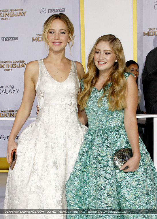 V_Nov17_-__Mockingjay_Part_1__Premiere_2812129.jpg