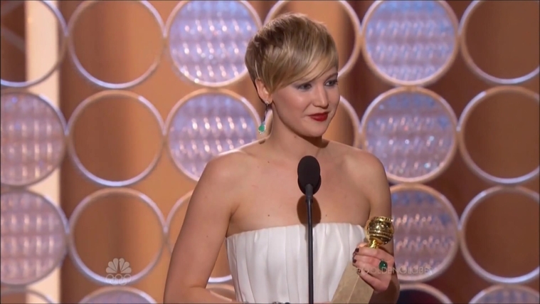 Winning_a_Golden_Globe_for_Best_Supporting_Actress__2812629.jpg