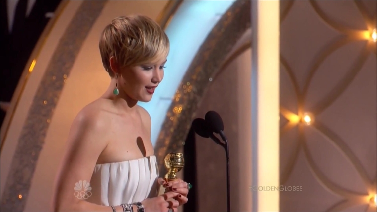 Winning_a_Golden_Globe_for_Best_Supporting_Actress__2816429.jpg