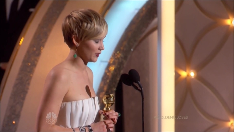 Winning_a_Golden_Globe_for_Best_Supporting_Actress__2816829.jpg