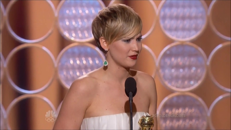 Winning_a_Golden_Globe_for_Best_Supporting_Actress__2817729.jpg
