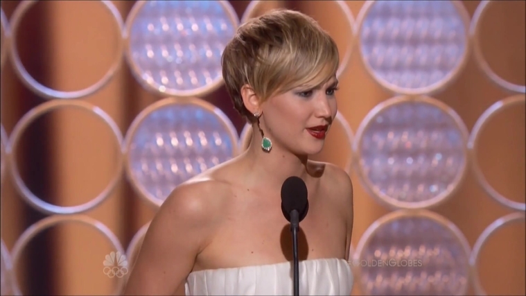 Winning_a_Golden_Globe_for_Best_Supporting_Actress__2818029.jpg