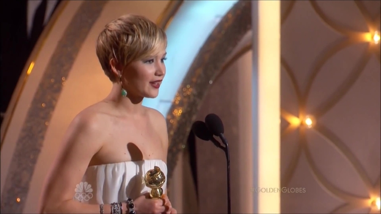 Winning_a_Golden_Globe_for_Best_Supporting_Actress__2821029.jpg