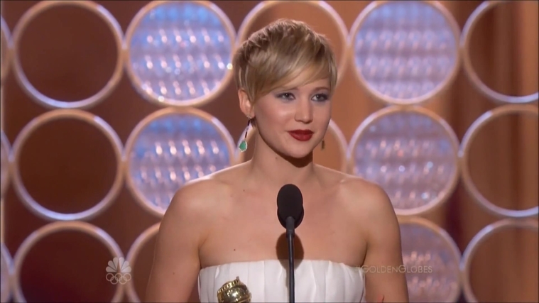 Winning_a_Golden_Globe_for_Best_Supporting_Actress__2823329.jpg
