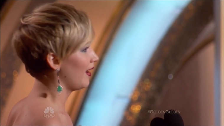 Winning_a_Golden_Globe_for_Best_Supporting_Actress__2825229.jpg