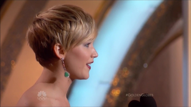 Winning_a_Golden_Globe_for_Best_Supporting_Actress__2826529.jpg