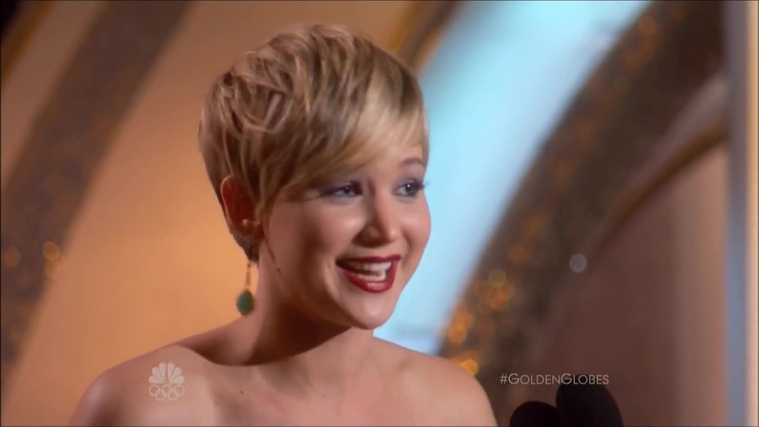 Winning_a_Golden_Globe_for_Best_Supporting_Actress__2827129.jpg