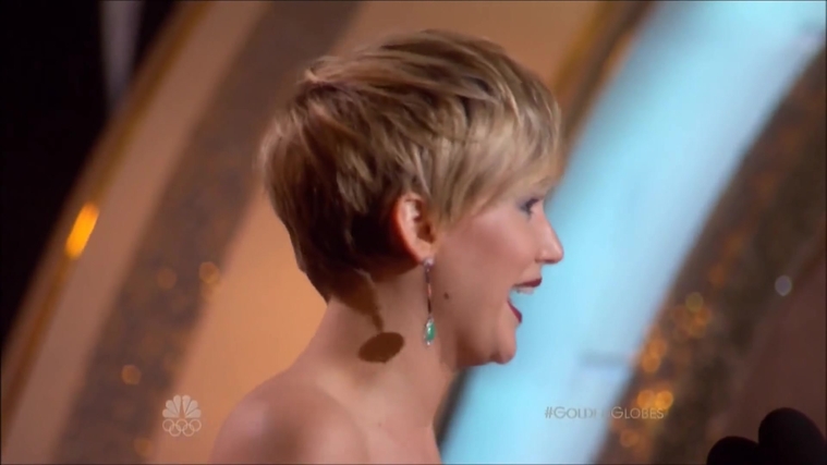 Winning_a_Golden_Globe_for_Best_Supporting_Actress__2827729.jpg