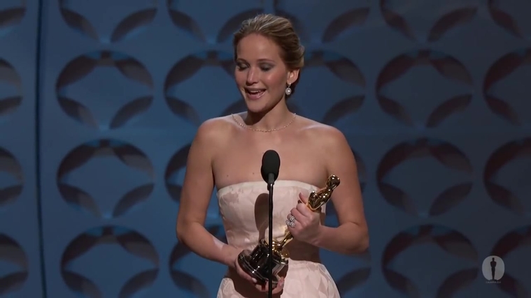 Winning_a_Oscar_for_Best_Actress_2811429.jpg