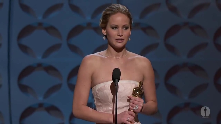 Winning_a_Oscar_for_Best_Actress_2814529.jpg