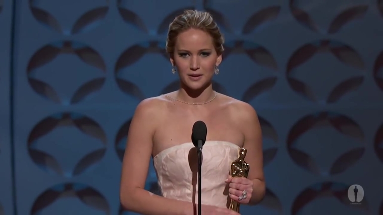 Winning_a_Oscar_for_Best_Actress_2814929.jpg