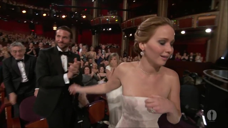 Winning_a_Oscar_for_Best_Actress_284429.jpg