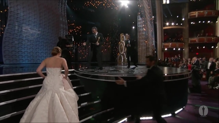 Winning_a_Oscar_for_Best_Actress_286129.jpg