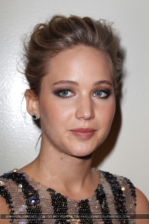 XS_March_21_-_Attends_a_screening_of___Serena___283029.JPG