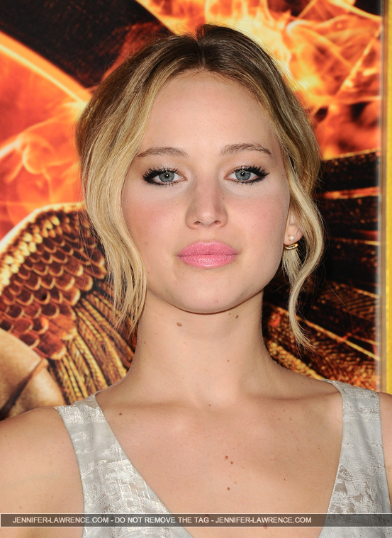 X_November_17_-__Mockingjay__Part_1__LA_Premiere_281329.JPG