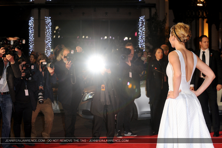 _Mockingjay__Part_1__World_Premiere_in_London_287229.jpg