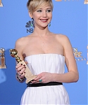 71st_Annual_Golden_Globe_Awards_press_room_2812629.jpg
