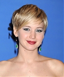 71st_Annual_Golden_Globe_Awards_press_room_2813329.jpg