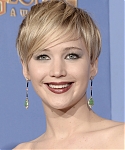 71st_Annual_Golden_Globe_Awards_press_room_282829.jpg