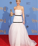 71st_Annual_Golden_Globe_Awards_press_room_284529.jpg