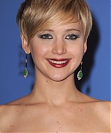 71st_Annual_Golden_Globe_Awards_press_room_284929.jpg