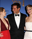 71st_Annual_Golden_Globe_Awards_press_room_287829.jpg