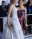 AX__November_17_-__Mockingjay__Part_1__LA_Premiere_2815629.jpg