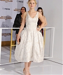 AX__November_17_-__Mockingjay__Part_1__LA_Premiere_282229.jpg