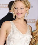 AX__November_17_-__Mockingjay__Part_1__LA_Premiere_285329.jpg