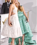 AX__November_17_-__Mockingjay__Part_1__LA_Premiere_287929.jpg
