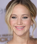 Nome da imagem=A_November_17_-__Mockingjay_Part_1__LA_Premiere_281129.JPG Tamanho=2820KB Dimensão=2336x3504 Data Envio=21 Nov, 2014 A_November_17_-__Mockingjay_Part_1__LA_Premiere_281129.JPG