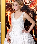 Aa_November_17_-__Mockingjay_Part_1__Premiere_in_Los_Angeles_281029.jpg