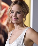 Aa_November_17_-__Mockingjay_Part_1__Premiere_in_Los_Angeles_2813929.jpg