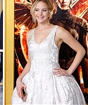 Aa_November_17_-__Mockingjay_Part_1__Premiere_in_Los_Angeles_281429.jpg