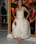 Aa_November_17_-__Mockingjay_Part_1__Premiere_in_Los_Angeles_2814329.jpg