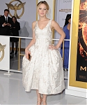 Aa_November_17_-__Mockingjay_Part_1__Premiere_in_Los_Angeles_2814729.jpg