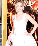 Aa_November_17_-__Mockingjay_Part_1__Premiere_in_Los_Angeles_281529.jpg