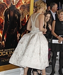Aa_November_17_-__Mockingjay_Part_1__Premiere_in_Los_Angeles_2817529.jpg