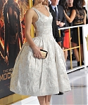 Aa_November_17_-__Mockingjay_Part_1__Premiere_in_Los_Angeles_2817829.jpg