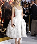Aa_November_17_-__Mockingjay_Part_1__Premiere_in_Los_Angeles_2817929.jpg