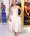 Aa_November_17_-__Mockingjay_Part_1__Premiere_in_Los_Angeles_286729.jpg