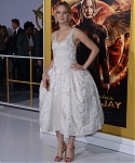 Aa_November_17_-__Mockingjay_Part_1__Premiere_in_Los_Angeles_288229.jpg
