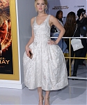 Aa_November_17_-__Mockingjay_Part_1__Premiere_in_Los_Angeles_288329.jpg